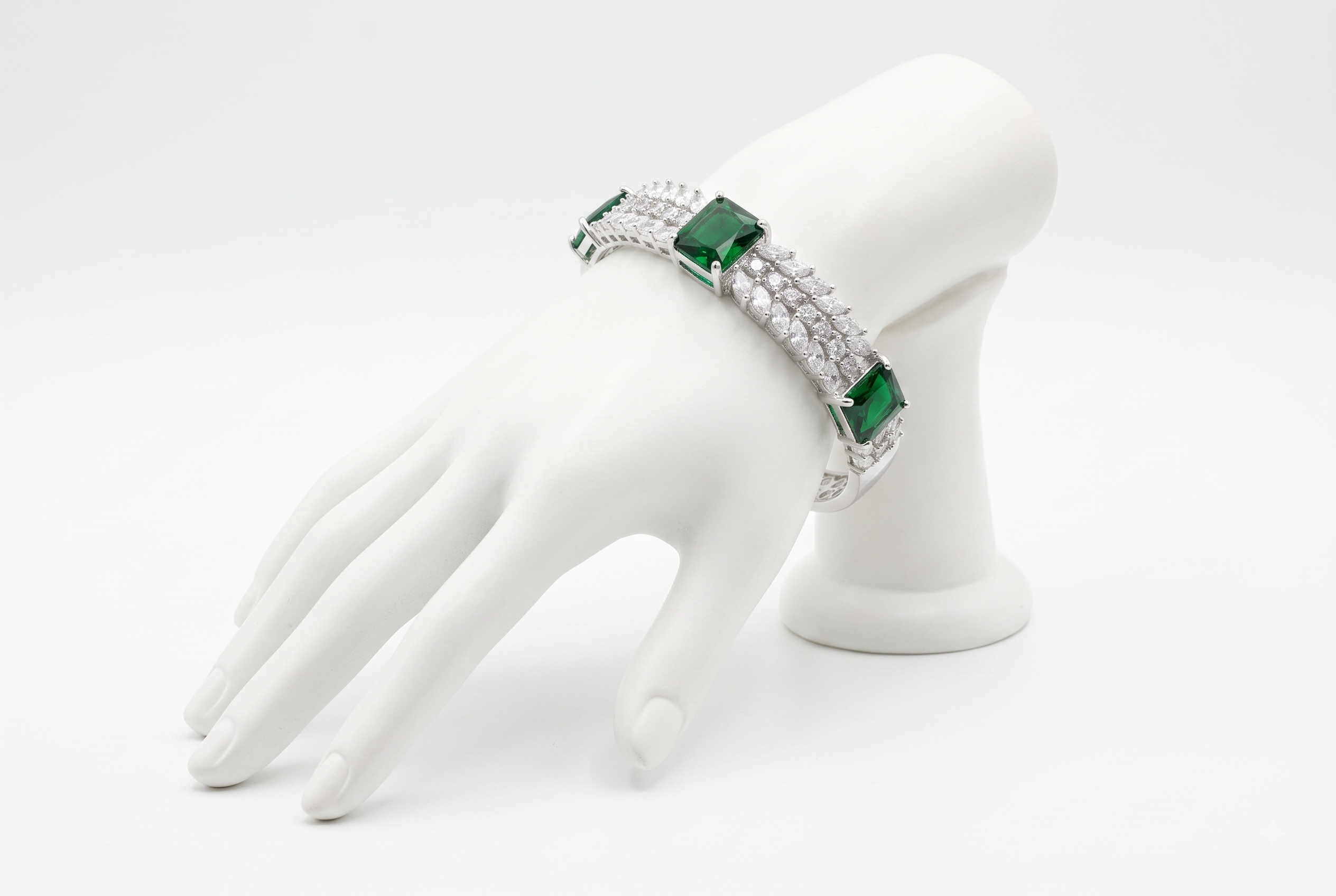 Emerald Vine