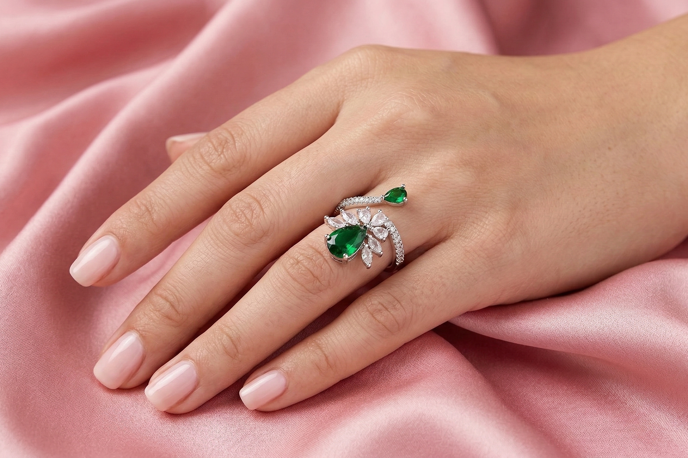 Emerald Leaf