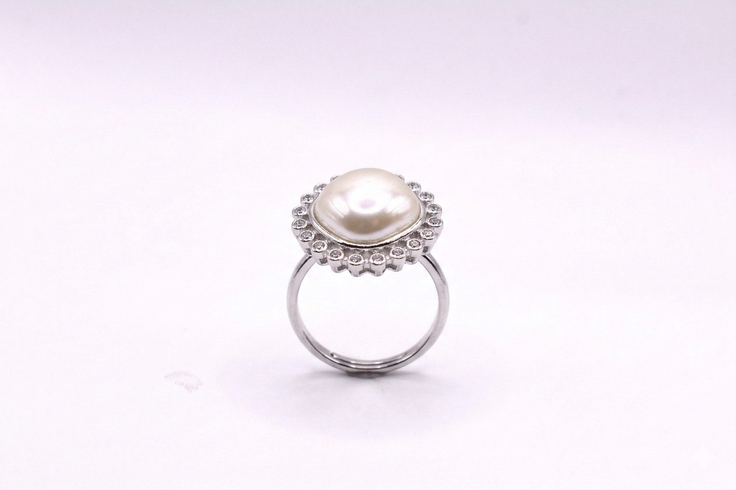 Pearl Glow