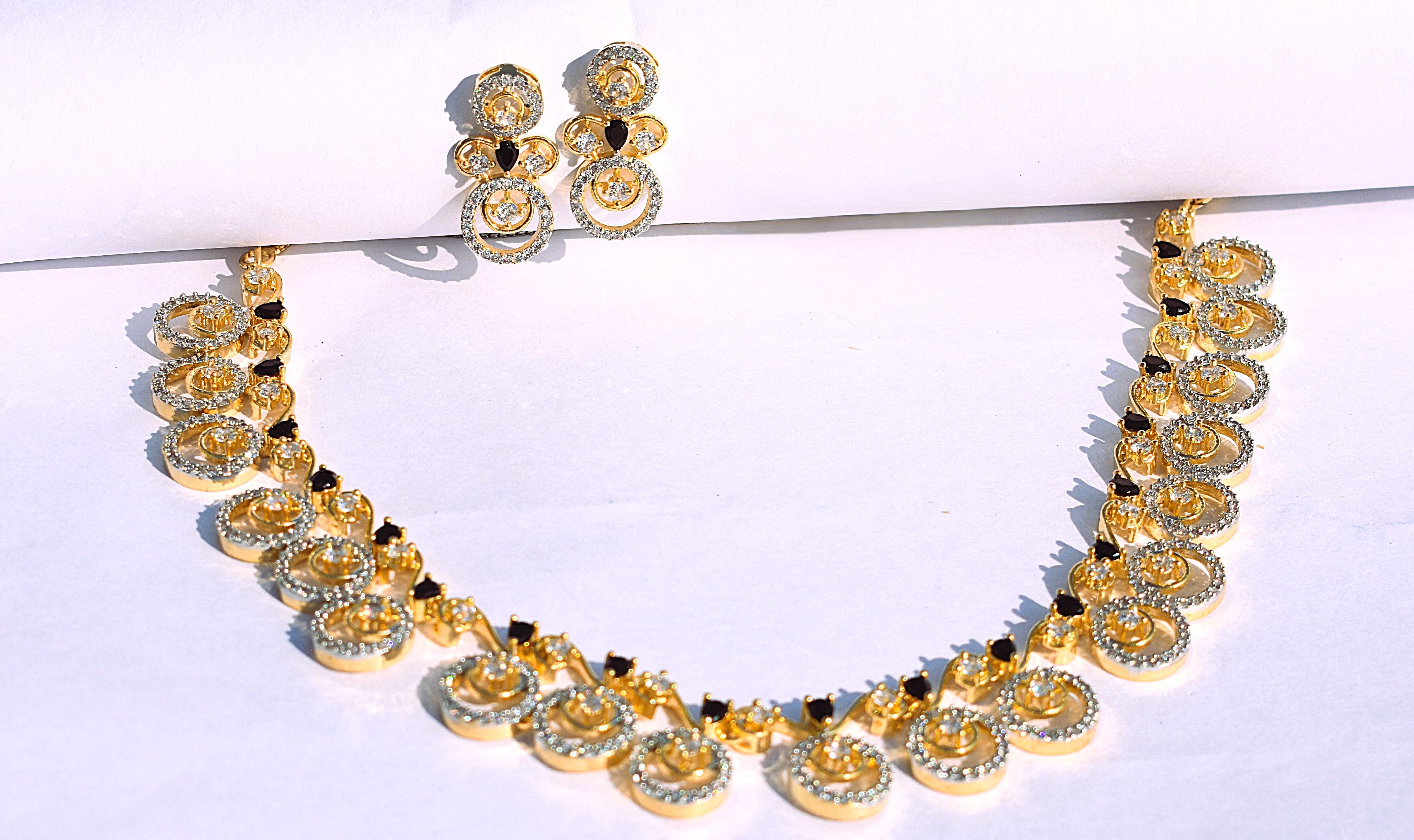 Heritage Gold Harmony Necklace